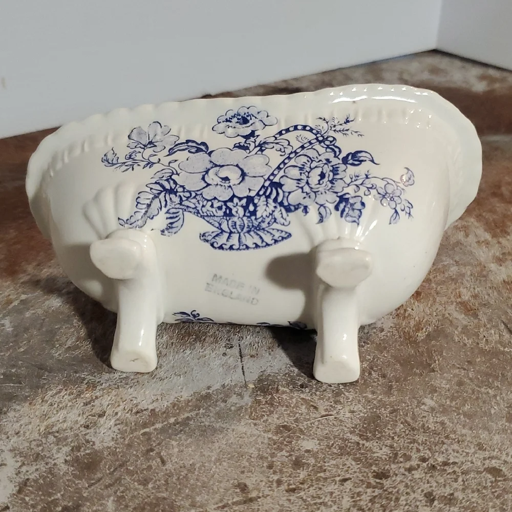 Vintage Floral Blue and White Ceramic Soap Dish